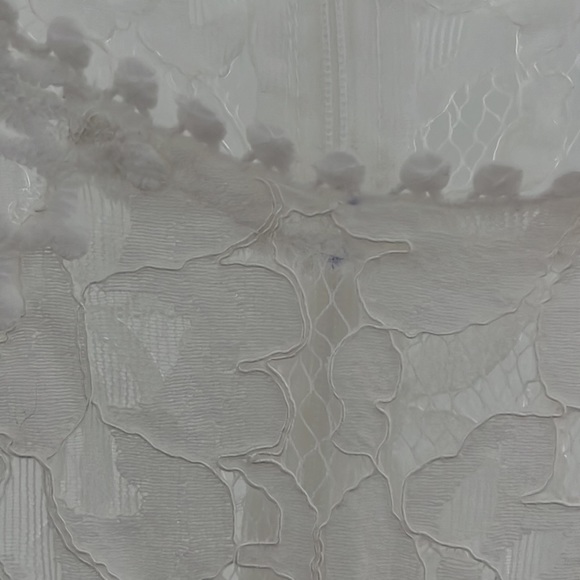 5/$25 White Lace Dress | Reception Dress - Picture 6 of 10